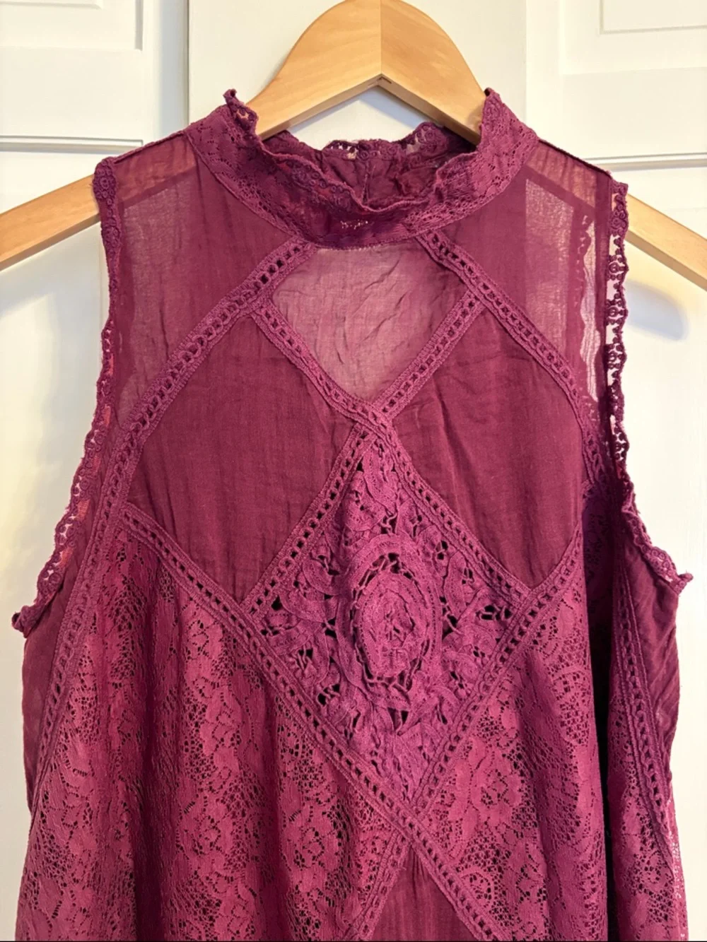 Free People Lace crochet Sleeveless Tunic in Deep Plum Medium - Picture 3 of 12